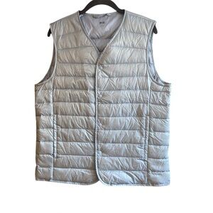 Uniqlo Lightweight Inner Quilted Vest Snap Front Light Gray Men’s Medium